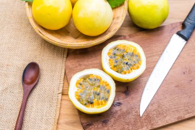 ahşap arka plan Passion meyve