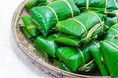 Yulaf lapası kravat adet harman sepeti, Tay tarzında tatlı.