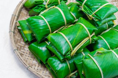 Yulaf lapası kravat adet harman sepeti, Tay tarzında tatlı.