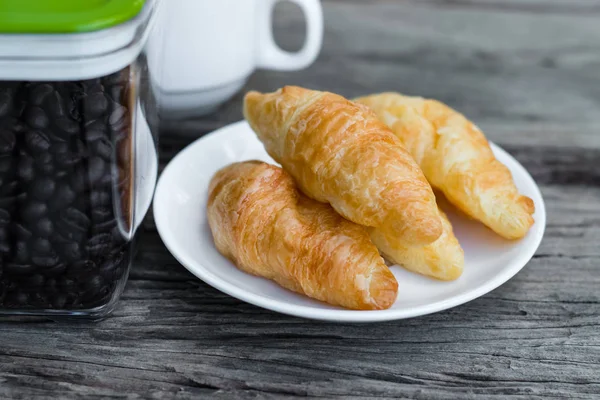 Frissen sütött croissant — Stock Fotó