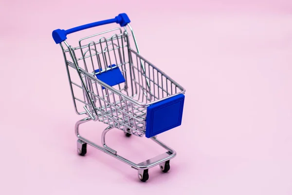 Mini alışveriş sepeti — Stok fotoğraf