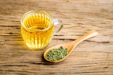 Kuru stevia yaprağı