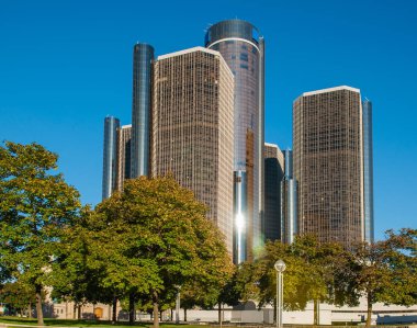 Detroit'ın ikonik Ren Cen şehir merkezinde inşa karmaşık