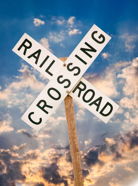 Järnvägen passerar signalen — Stockfoto