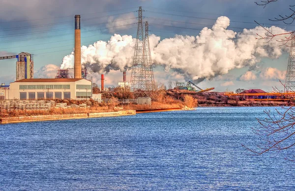 Refinery Plant Steam Plume — Stock Photo, Image