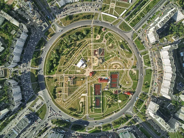 Dron, Moskova, Rusya, havadan görünümden Park Borovika görünümünü