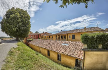 İtalyan cityscape. Lucca sokak gün