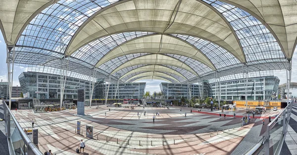Münih, Almanya, panorama gün Münih Uluslararası Havaalanı
