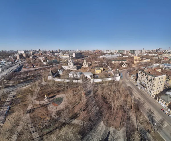 Andronikov Manastırı Kurtarıcı Spaso-Andronikov Monastyr, Moskova' da eski bir manastır, Rusya. Havadan Görünüm — Stok fotoğraf