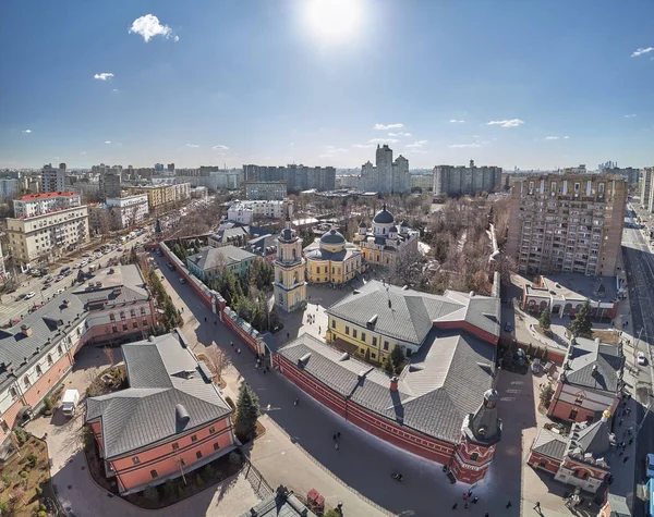 Moscow. Intercession Pokrovsky Monastery of the Russian Orthodox Church. Aerial Drone view — Stock Photo, Image