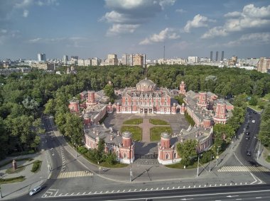 Petrovsky Sarayı, Leningradskii bulvarında. Havadan insansız hava aracı görünümü. Moskova, Rusya Federasyonu
