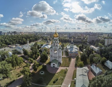 Moskova'da mimari-tarihi topluluk Rogozhskaya sloboda Ortodoks katedraller, Rusya. Havadan insansız hava aracı görünümü.