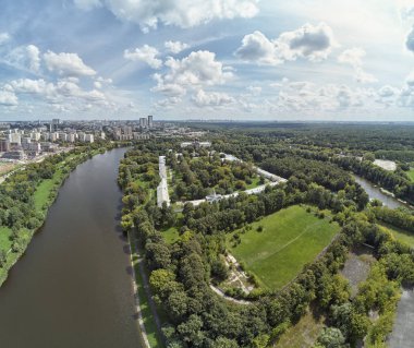 İzmailovo'daki Romanovların Malikanesi. Moskova, Rusya. Havadan panoramik drone görünümü