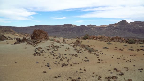砂漠のスペイン カナリア諸島 テネリフェ島テイデ国立公園で岩のある風景 — ストック動画