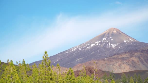 スペイン カナリア諸島 テネリフェ島テイデ国立公園で雪に覆われたピークとテイデ火山の山 — ストック動画