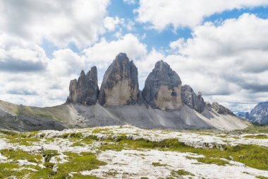 Bir Tre Cime di Lavaredo Amazing İtalyan Alpleri Dolomites görüntülemek