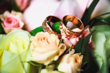 güzel düğün aksesuarları ve gelenekleri