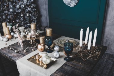 evde güzel Noel süsleri