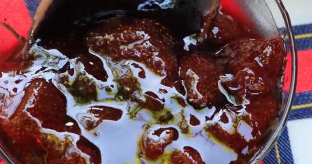 Confiture Fraises Fraîches Dans Une Assiette — Video