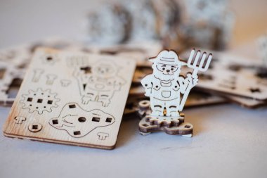 Çocuklar için ahşap yapı seti