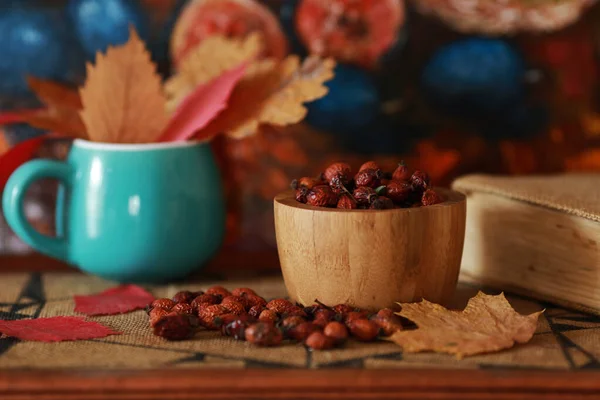 Autumn Composition Table Rose Hips Leaves — Stock Photo, Image