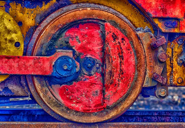 Vecchia Ruota Locomotiva Colori Vivaci — Foto Stock