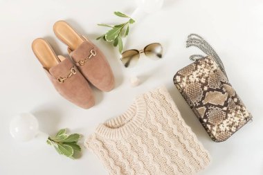 Kadın moda kumaş ve aksesuarları. 