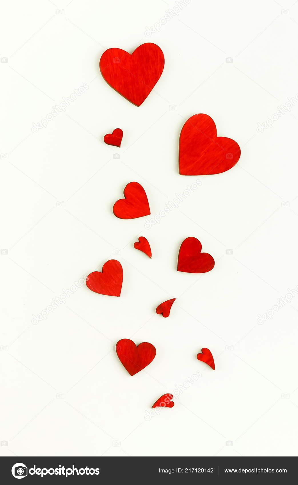 Valentine's Day Background Red Hearts Pattern White Background Top View  Stock Photo by ©Si-27star 217120142
