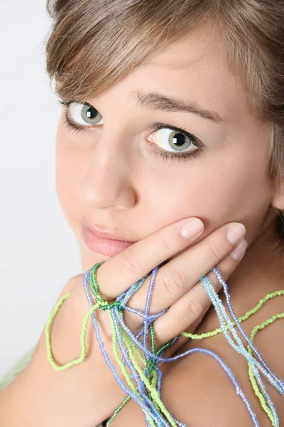 Innocent Looking Teenager Small Beaded Strings — Stock Photo, Image
