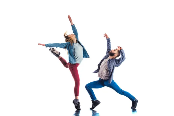 Pareja bailando durante el entrenamiento — Foto de Stock