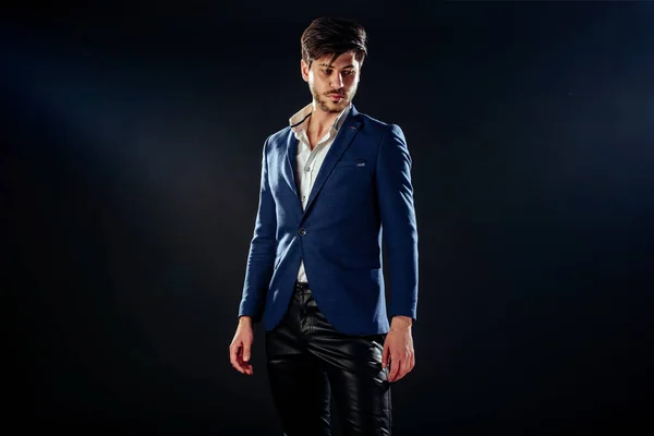 Casual handsome man in blue suit — Stock Photo, Image