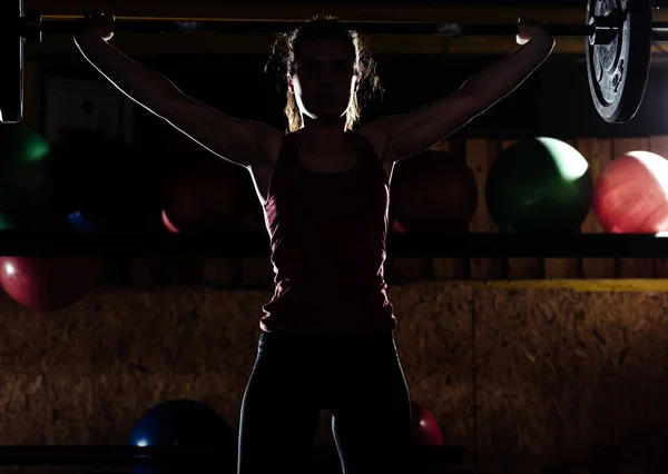 Trening mięśni dziewczyna — Zdjęcie stockowe