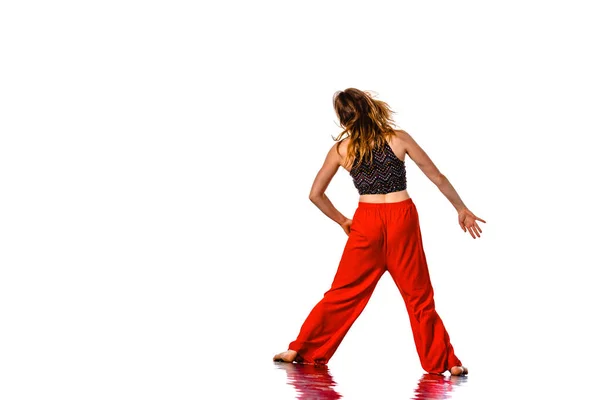 Junge Frau Tanzt Isoliert Auf Weißem Hintergrund Fröhlich Fröhliche Frau — Stockfoto