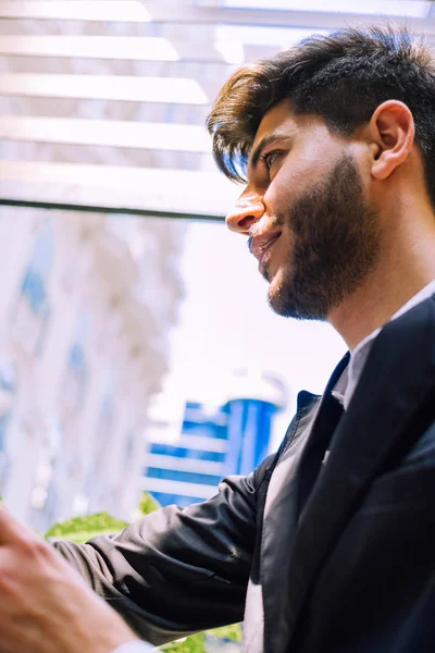 Empresario Que Mamado Que Hablado Con Colega Bar Cafetería — Foto de Stock