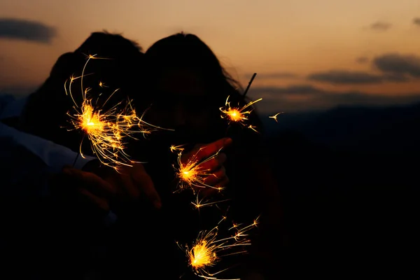 Portrait Young Attractive Celebrating Couple Holding Firecrackers — Stock Photo, Image