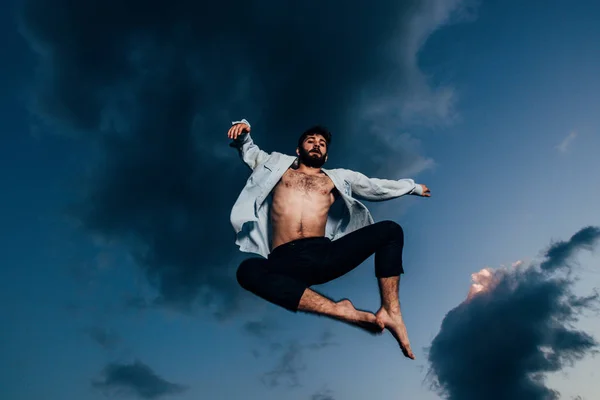 Handsome Young Dancer Performing Modern Dance Blue Sky — Stock Photo, Image