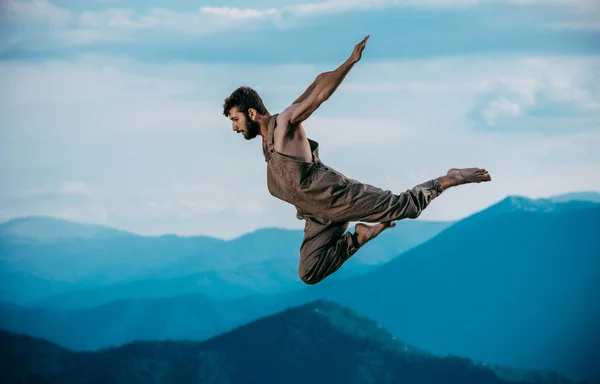 Handsome Active Young Man Dancing While Jumping Air — Stock Photo, Image