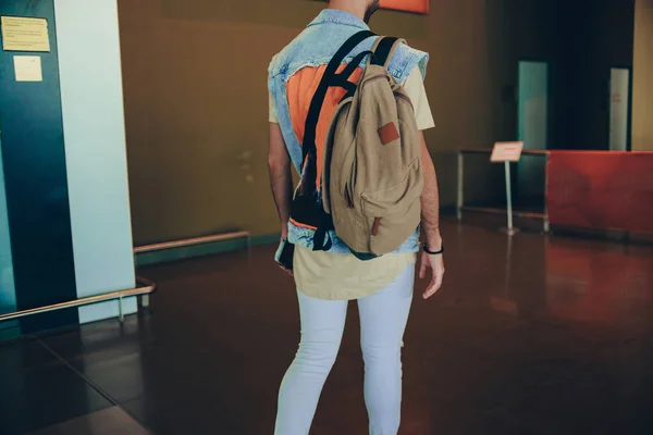 Unrecognizable Young Man Luggage Going Airport — 스톡 사진