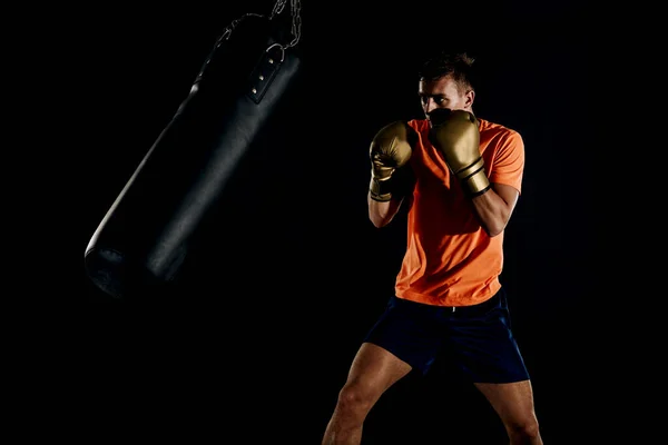Retrato Determinado Boxeador Profissional Preparando Para Lutar Treinar Praticar — Fotografia de Stock