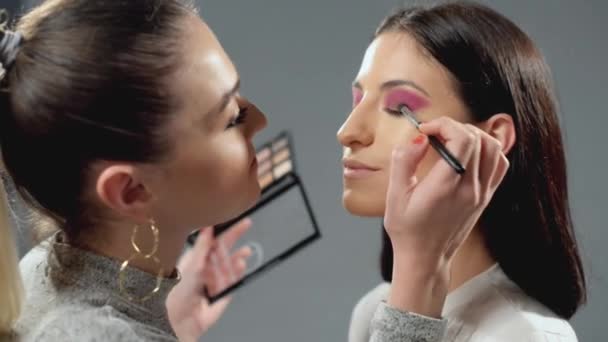 Maquillaje Artista Trabajando Haciendo Vlog Del Proceso Publicación Redes Sociales — Vídeos de Stock