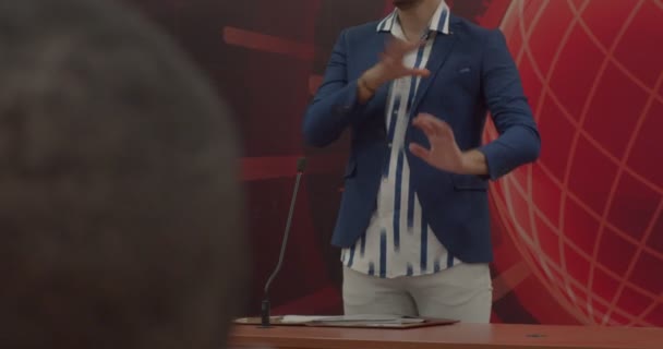 Junger Politiker Übt Seine Rede Mit Gesten — Stockvideo