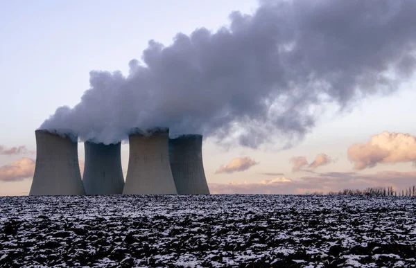 Europeiska Kärnkraftverk Vintern Med Snö — Stockfoto