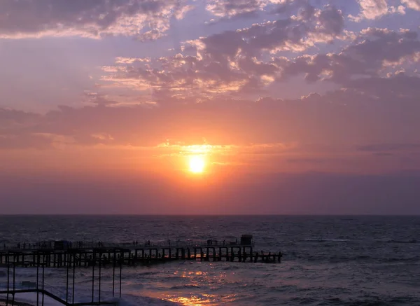 Prachtige Zonsondergang Een Zwarte Zee Sotsji Stad — Stockfoto