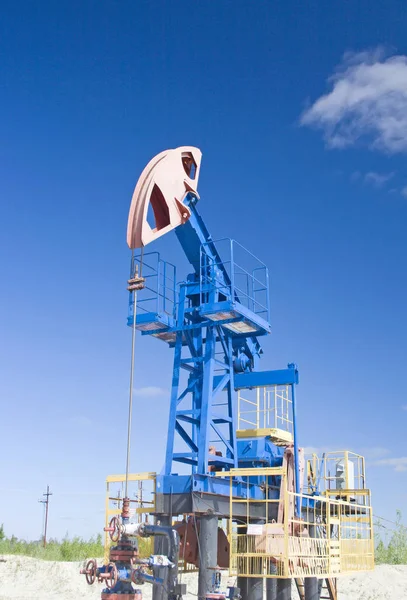 Industria Petrolera Gas Trabajo Gato Bomba Aceite Campo Petróleo Desierto —  Fotos de Stock