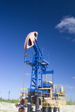 Petrol sahası. Petrol ve gaz endüstrisi