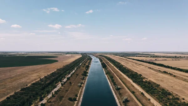 Landschaft Mit Blick Auf Den Kanal — Stockfoto