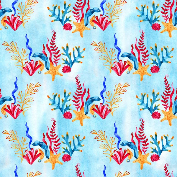 Seamless pattern with marine plants, leaves and seaweed. Hand drawn marine flora in watercolor style.