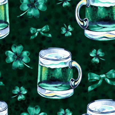 St Patricks Günü sembolleri ile sorunsuz arka plan. Suluboya elle çizilmiş illüstrasyon bardak bira ile. Tatil desen.