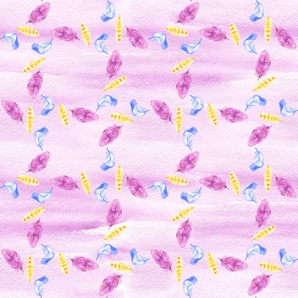 Handmålade akvarell fjädrar sömlösa mönster på vit bakgrund. Strukturerad rosa Boho dekoration. Pastell prydnad för omslagspapper, tyger och textil. — Stockfoto