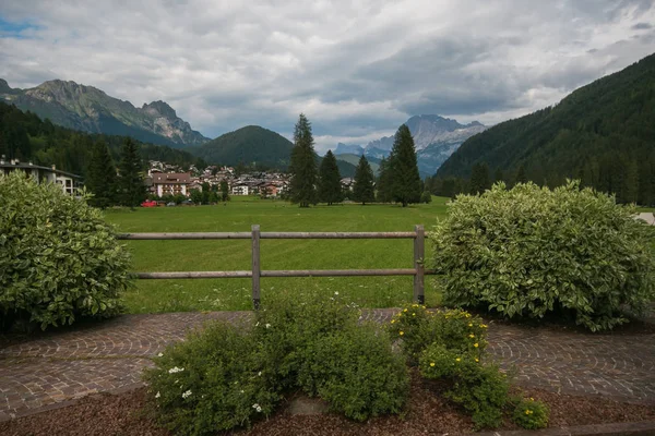 Θερινή Προβολή Του Folgarida Στο Trentino Alto Adige — Φωτογραφία Αρχείου